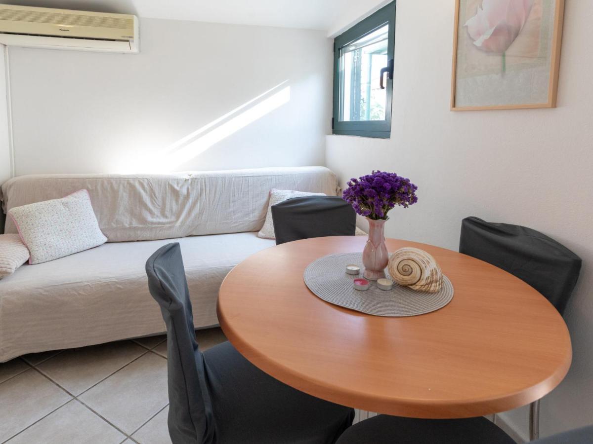 Holiday Home Dubra By Interhome Komarna Dış mekan fotoğraf